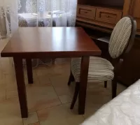 Leciter kis asztal
